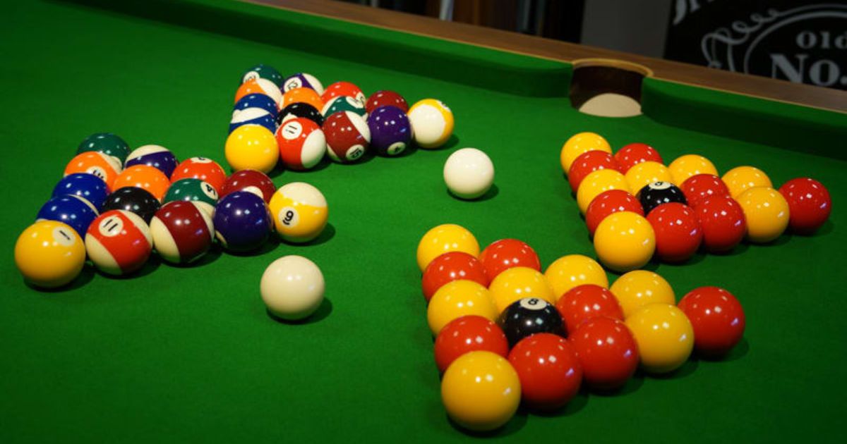 Snooker billiards store