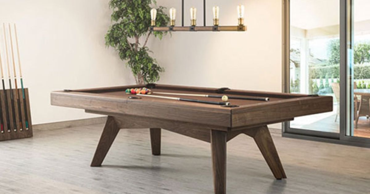 Pool table size