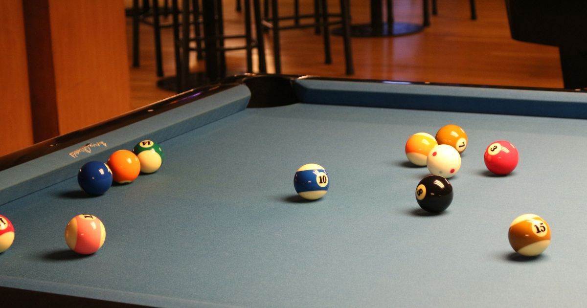 Buying a on sale pool table