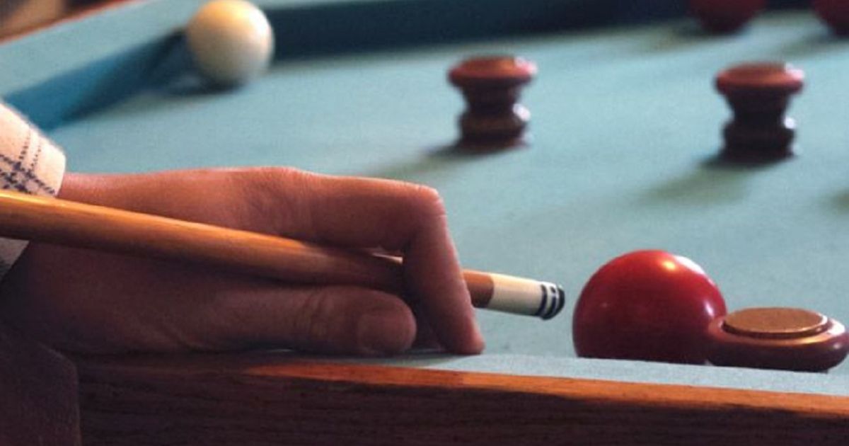 How To Play Bumper Pool? 7 Bumper Pool Rules Beginners