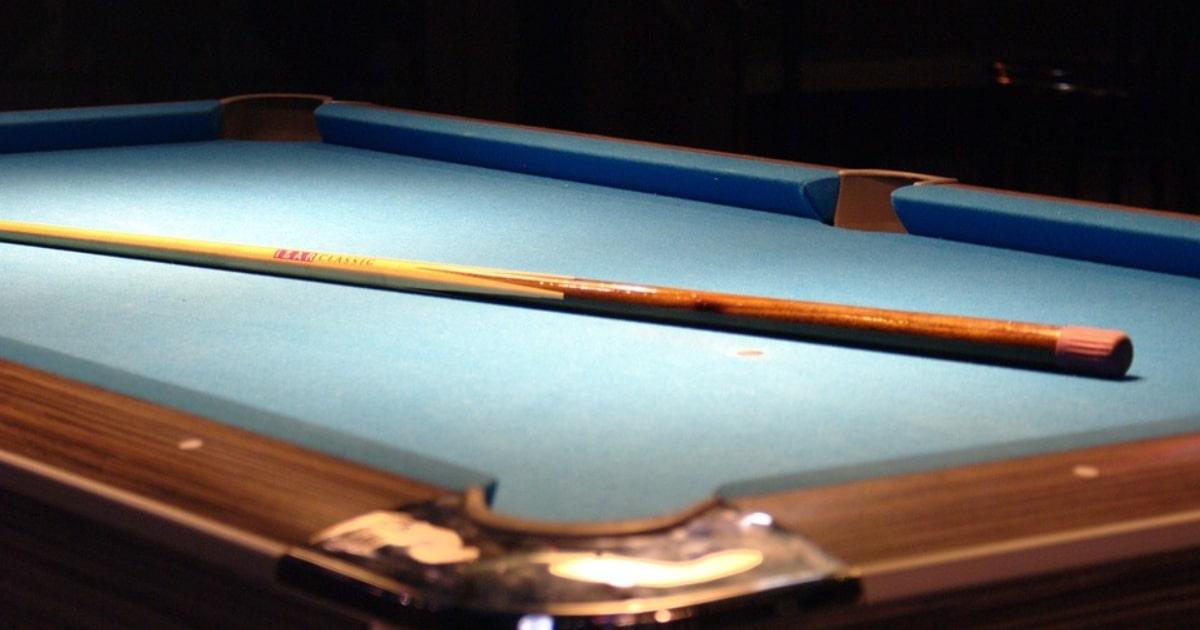 Carbon Fiber vs Wood Pool Cue 6 Key Differences Pearson Cues