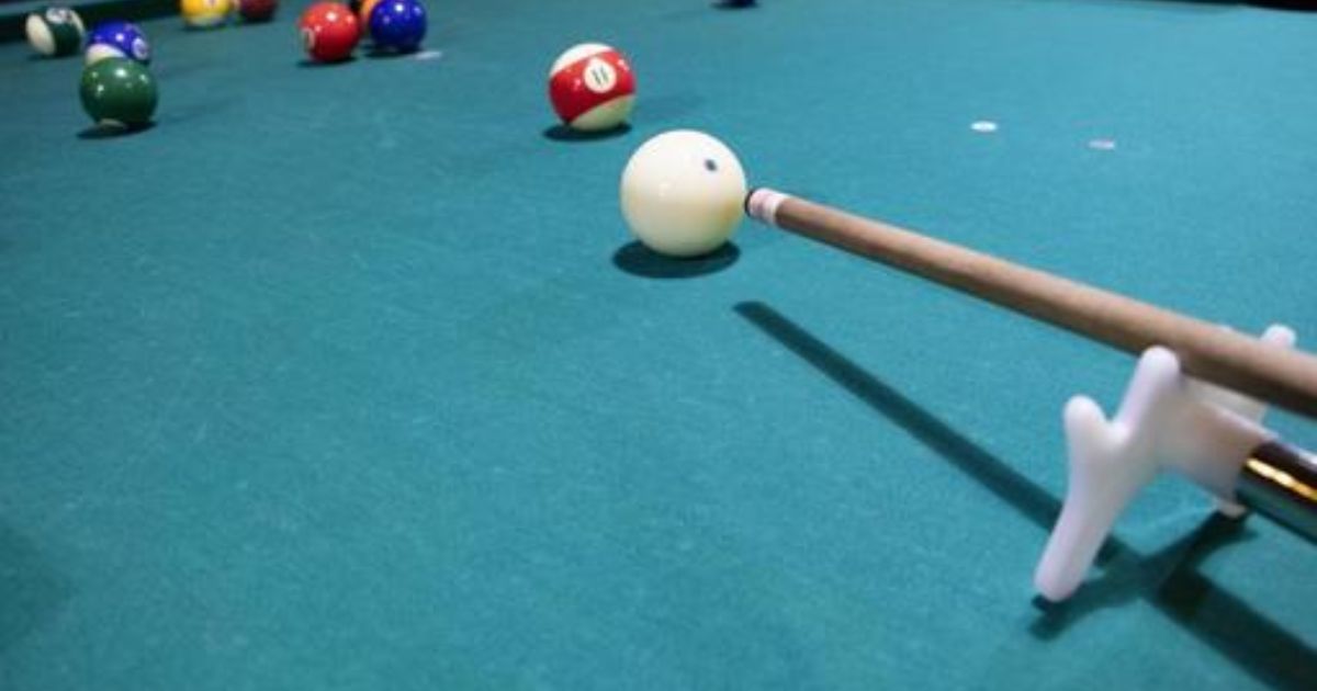 Use the tool as spider bridge to elevate cue stick for making shorts 