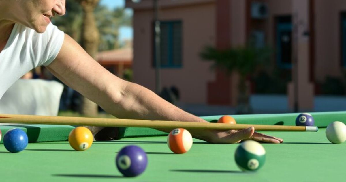 Outdoor pool table for you to choose 