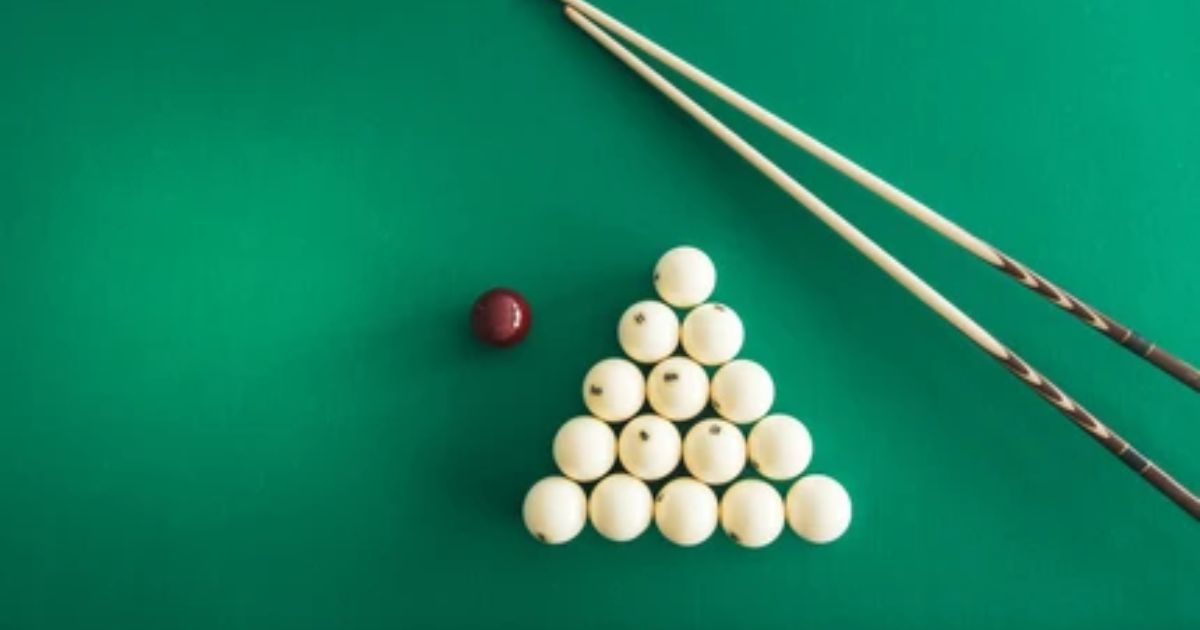 The balls of Russian billiards are bigger and heavier than other billiards game